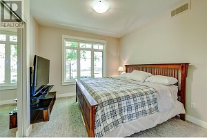 3672 Luxmoore Road - Photo 45