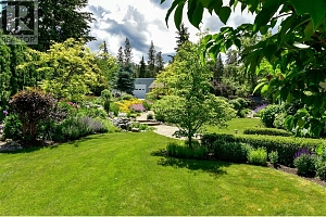 3672 Luxmoore Road - Photo 57