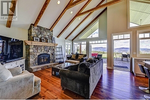 3672 Luxmoore Road - Photo 6