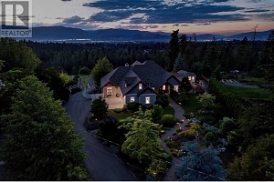 3672 Luxmoore Road - Photo 79