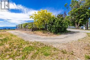 3299 McCulloch Road - Photo 68