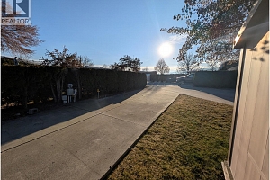 8000 Highland Road Unit# 16 - Photo 15