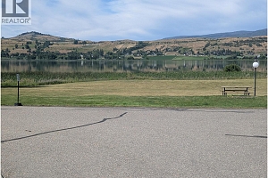 8000 Highland Road Unit# 16 - Photo 22