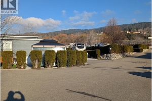 8000 Highland Road Unit# 16 - Photo 9