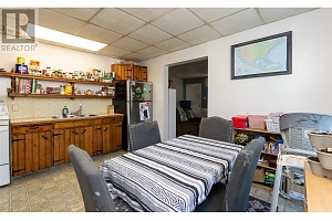 713 Russell Avenue - Photo 33