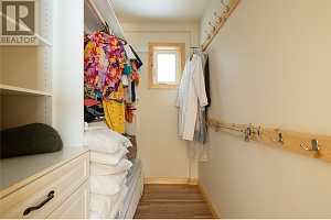 7868 Wallace Road - Photo 41