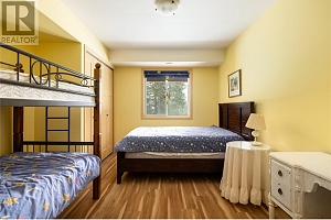 7868 Wallace Road - Photo 50