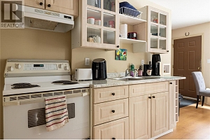 7868 Wallace Road - Photo 66