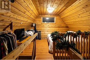 7868 Wallace Road - Photo 78