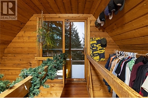 7868 Wallace Road - Photo 79