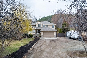 1189 Hudson Road - Photo 4