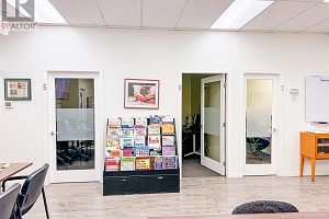 1635 Bertram Street - Photo 6