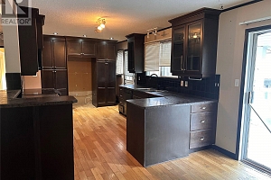 920 Pitcairn Court - Photo 3