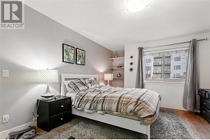 741 Clement Avenue - Photo 10