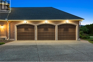 4400 Crystal Drive - Photo 2