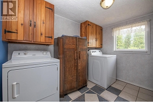 735 6 Highway - Photo 14