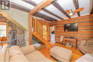 735 6 Highway - Photo 5