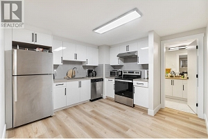 869 Carnoustie Drive - Photo 31