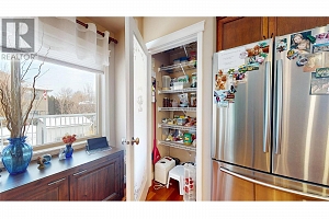 1505 Tanemura Crescent - Photo 12