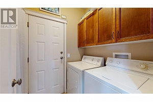 1505 Tanemura Crescent - Photo 15
