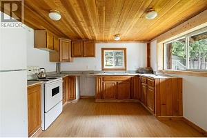 1538 Creighton Valley Road - Photo 6