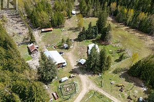 1538 Creighton Valley Road - Photo 74