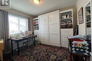 814 8 Avenue - Photo 10