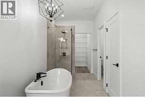 2835 Canyon Crest Drive Unit# 2 - Photo 17