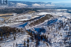 2040 Glenmore Road N - Photo 4