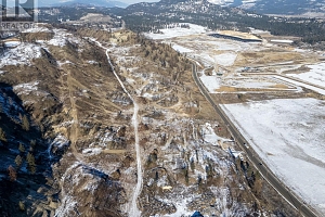 2040 Glenmore Road N - Photo 8