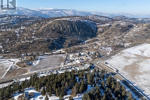 2040 Glenmore Road N - Photo 9