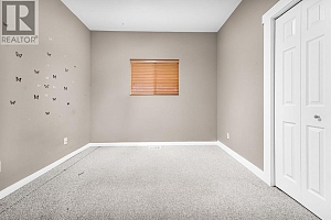 148 Southview Court - Photo 4