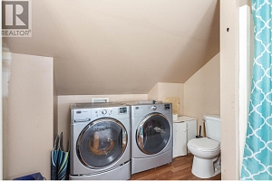 2037 Shuswap Avenue - Photo 26