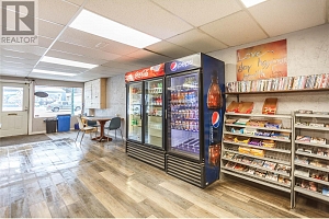 2037 Shuswap Avenue - Photo 6