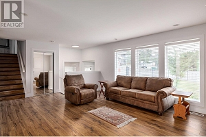 2571 Pineridge Place - Photo 2