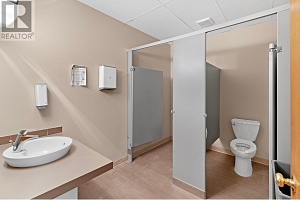 1461 St Paul Street Unit# 100/200 - Photo 25