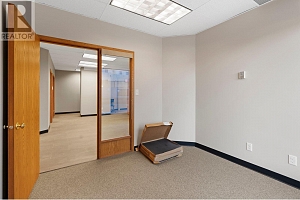 1461 St Paul Street Unit# 100/200 - Photo 32