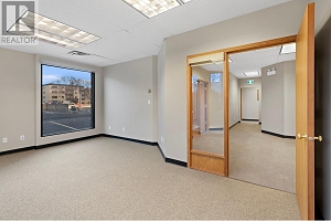 1461 St Paul Street Unit# 100/200 - Photo 33