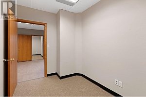 1461 St Paul Street Unit# 100/200 - Photo 37