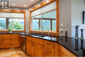 705 Creighton Valley Road - Photo 40