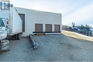 740 Waddington Drive Unit# 12 - Photo 23