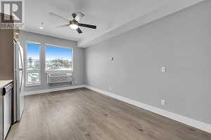 925 Leon Avenue Unit# 302 - Photo 8