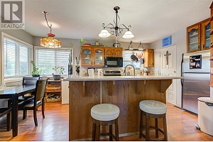 3004 37 Street - Photo 11