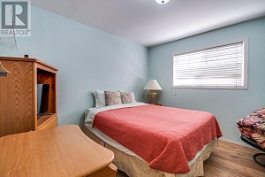 730 Bernard Avenue - Photo 8