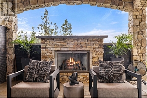 4040 Casorso Road - Photo 29