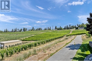 4040 Casorso Road - Photo 66