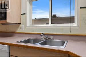 2005 Boucherie Road Unit# 137 - Photo 2