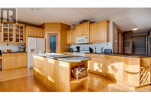 3473 Lakeview Place Unit# 203 - Photo 9