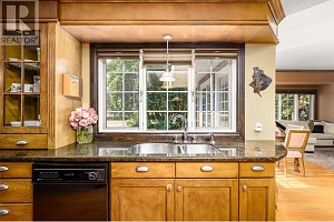 9310 Kalamalka Road - Photo 34