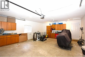 233 234 Falcon Avenue - Photo 37